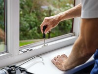 7 errores comunes al instalar ventanas que le costarán dinero en la factura