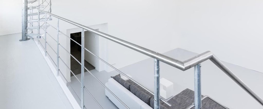 Cómo las barandillas de aluminio pueden añadir estilo y seguridad a su hogar