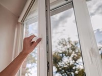¿Cuánto cuesta instalar una ventana de aluminio o PVC?